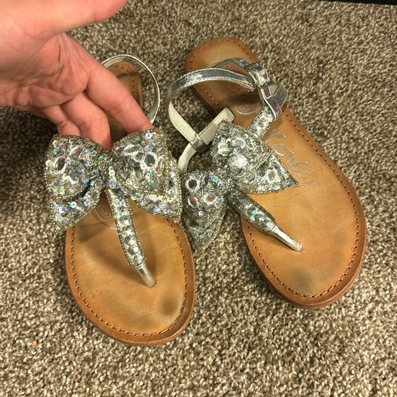 Naught Monkey Sparkle Sequin Sandals size 6 - Picture 2 of 3